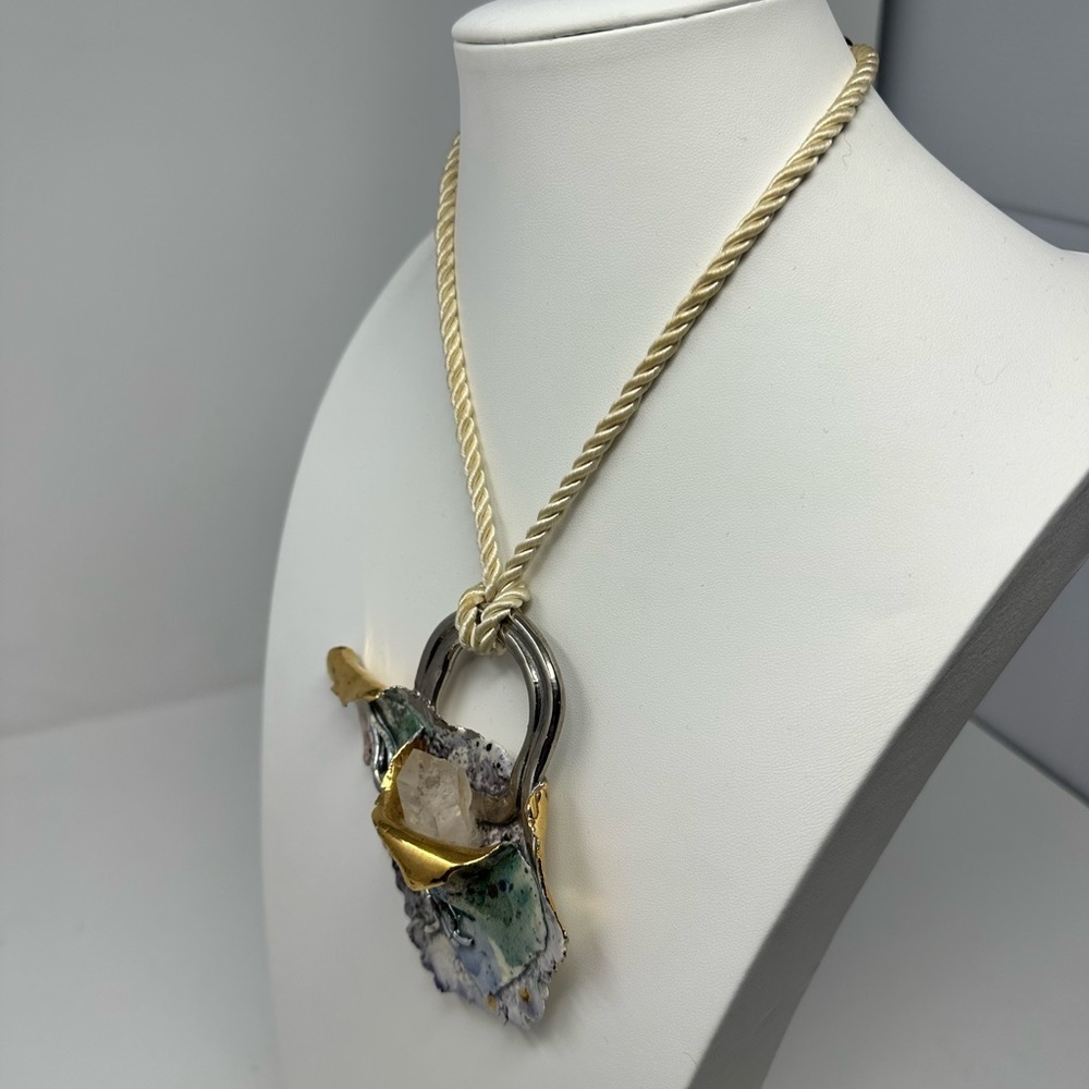 Huge Vintage Amy Lacombe French Handmade Necklace Brooch - Picture 9 of 9